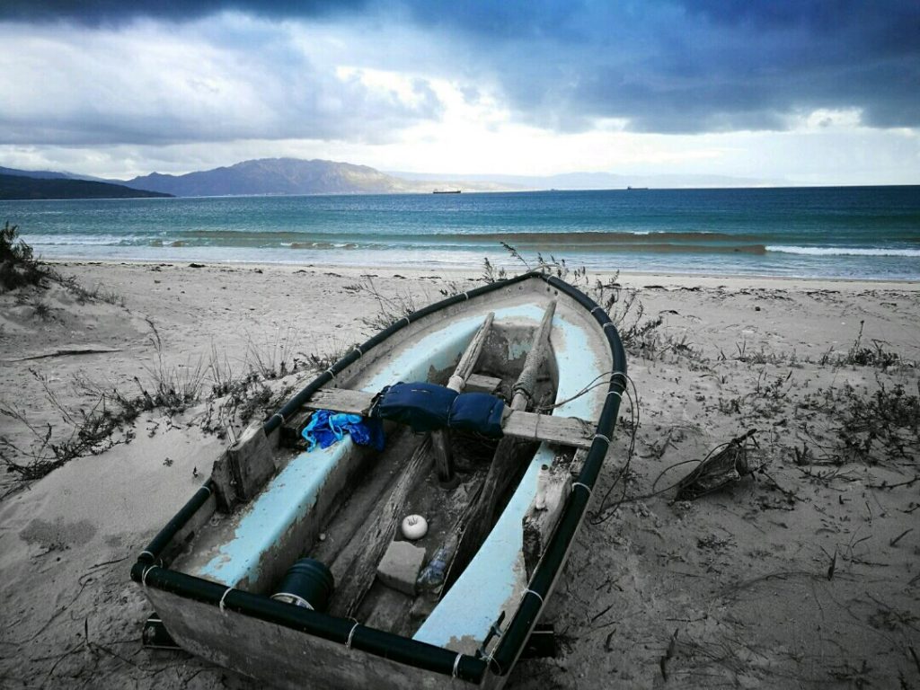 Embarcación típica en la playa, Costa da Morte