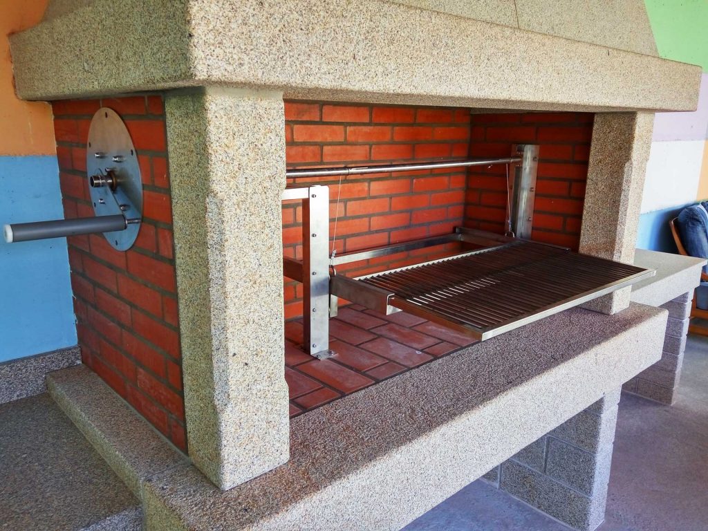 detalles del la parrilla del asador