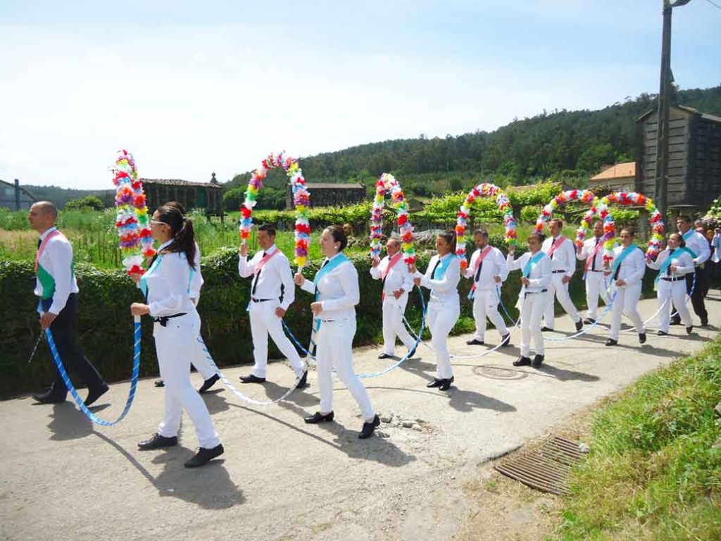 BAILE DOS ARCOS EN LIRES - caSAnosa